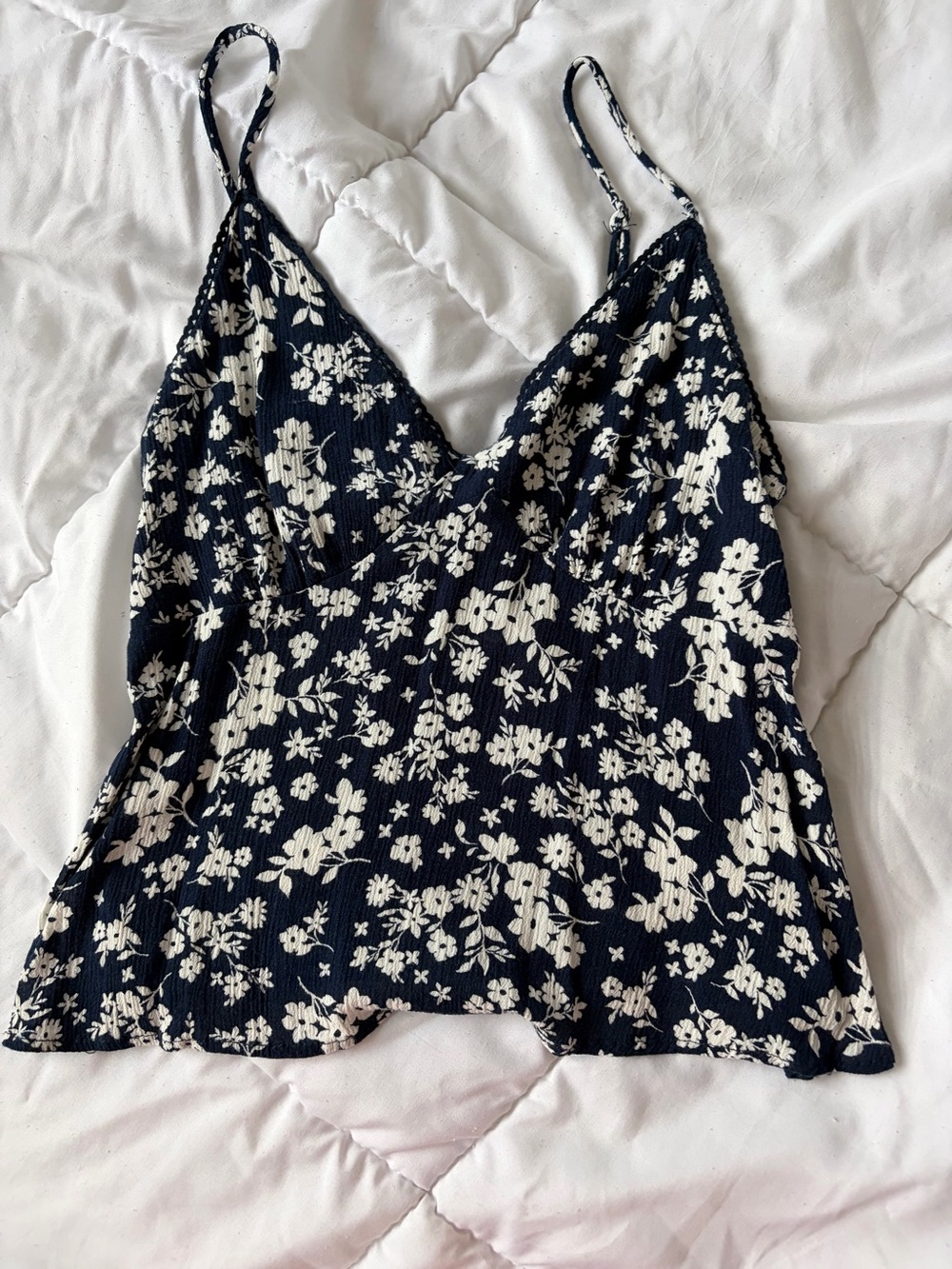 Floral V-Neck Spaghetti Strap Top - Navy & White